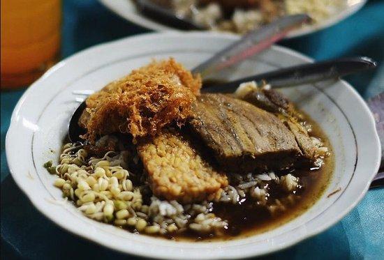Rawon Gajah Mada